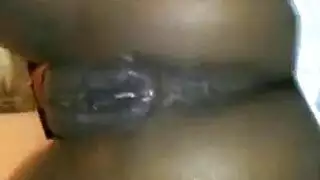 أغورا الصريحة: فتيان يتحررون جنسياً