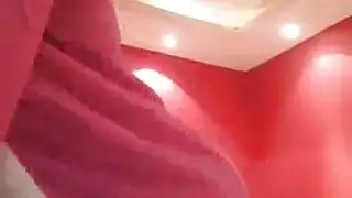 جلسة تصوير محفزة بالقذف مع فنان كريناسكس