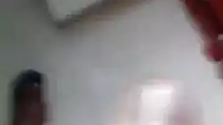 فريدا سانتي بالضربة القاضية لاتينا تبدو رائعة في ملابسها الداخلية الضيقة حيث يتأوه النجم الإسباني ناتشو فيدال ويتأوه في رشاقتها