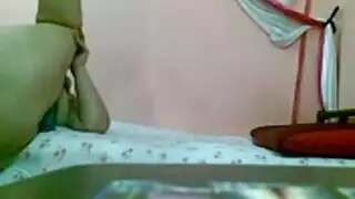 مصرية تخون جوزها مع عشيقها متناكة تتصور مع عشيقها تمص زبه ترضع