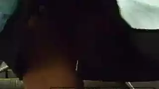 سكس كاميرا خفية حقيقي وتعقب مؤخرات النساء برفع التنورة