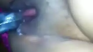 عاري ومحلوق: صور كس مراهقات لبنانيات