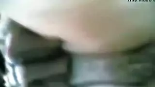 فتاة ريف مصرية تُمارس الجنس بقوة في الحظيرة