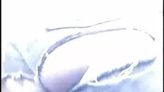 أمهات مثيرات تأخذ قضيبًا غليظًا في كل فتحة