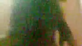 فيديو رقص إكس إكس إكس: شرموطة من مصر تركب قضيباً كبيراً