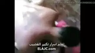 رجل وامرأة مصريان يصوران فيديو جنسي هاوي وضعية الكلب