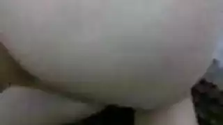 عاهرة شرجية عربية: فعل الدخول الخلفي العميق