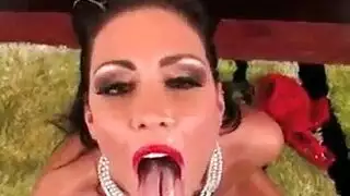 مونتاج ساخن للقذف على الوجه – تقطر بللاً ومستعدة للمزيد