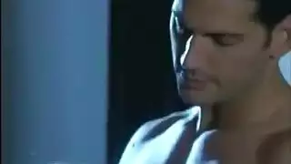 حيوان معى بنت