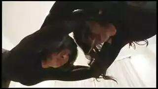 تنجب امام الكامره