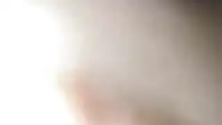 أصغر صدر بنت تحت سن البلوغ مص ولحس