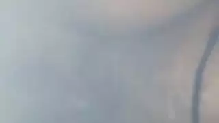 أنثى ناضجة ترغب في جنس عدواني قبل دورتها