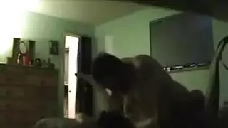 أمهات مثيرة تبلل مهبلها في الحمام