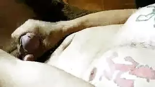 جنس مثلية عنيف: أبي كوري يستسلم لقضيب صلب