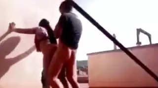 محجبة إباحية: جماع شرجي عميق واختراق فرج مع رجلها