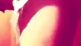 راح لعند خطيبتيوصديقتها