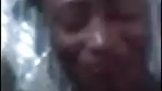 الخجول ، الفرخ الأسود يحصل على حفرة الحمار الضيقة التي تجربت بالطريقة التي تريدها دائما