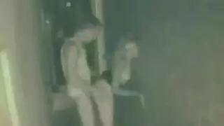 متزوج شقراء في الزي السجن الوردي يميز بوسا بوس الجهاز حشو دسار مزدوج العضوية وميبرينج