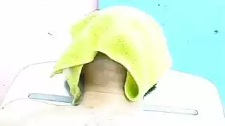 مراهقة تحصل على قذف داخلي إكس إكس إكس بجانب المسبح