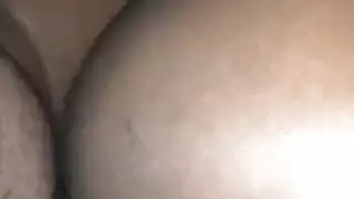 ابدأ يومك بالكس: جلسة بانج بروس الجنسية الصريحة