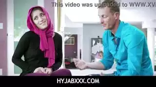 جماع شرجي إباحي: فتحة المراهقة تمتلئ من قبل عريسها القادم