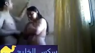 العربية: حفلة جنسية مصرية في الحمام: بورن جماعي مبلل